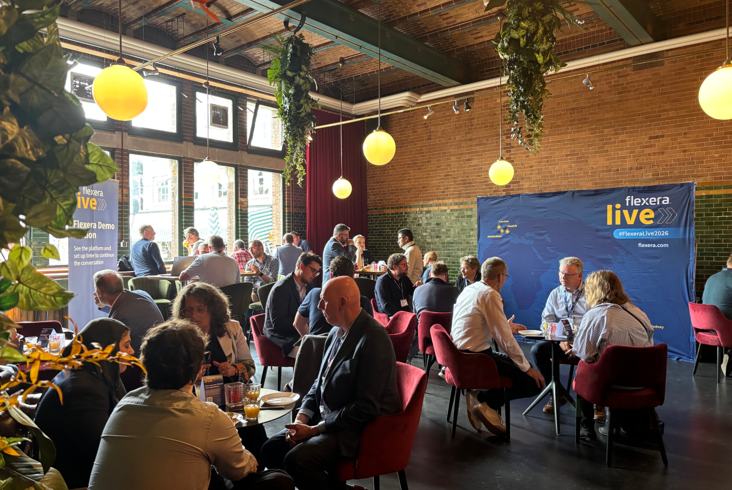 Flexera Live Amsterdam attendees networking
